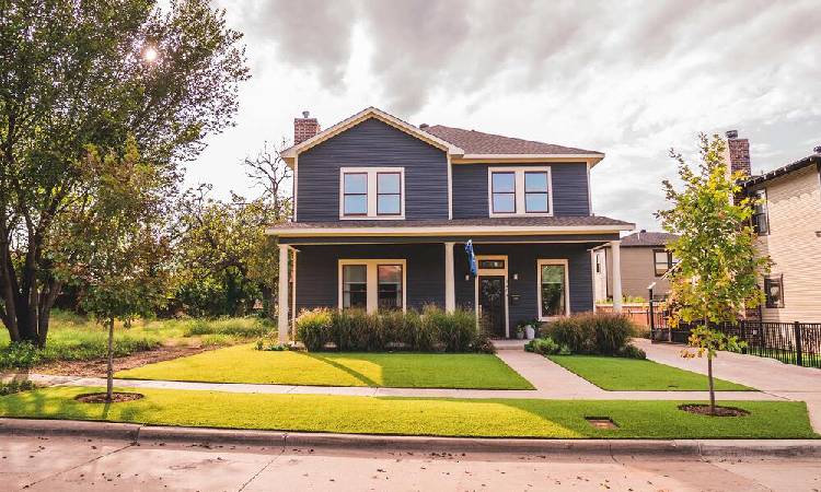 Find Out About The 10 Compelling Reasons To Choose Artificial Grass Over Natural Grass.