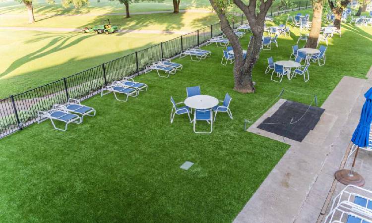 10 Benefits Of Artificial Grass In Wet And Dry Weather in DFW