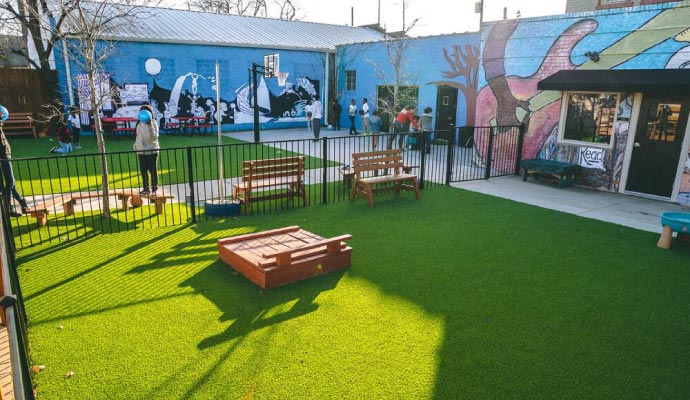 Restaurant Outdoor Artificial Turf