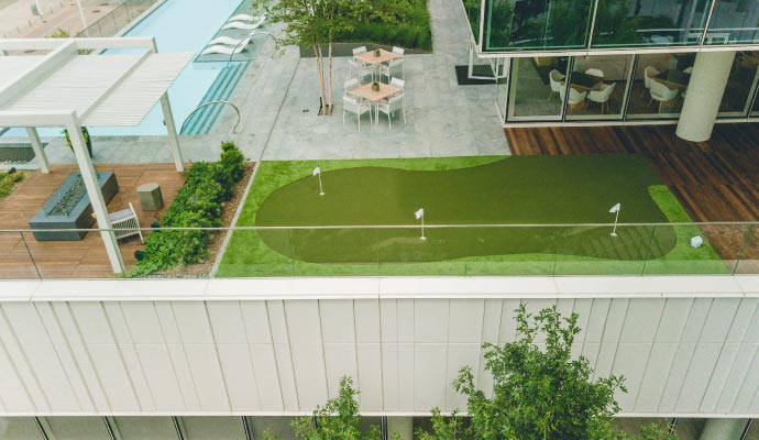 Rooftop synthetic grass landscape design